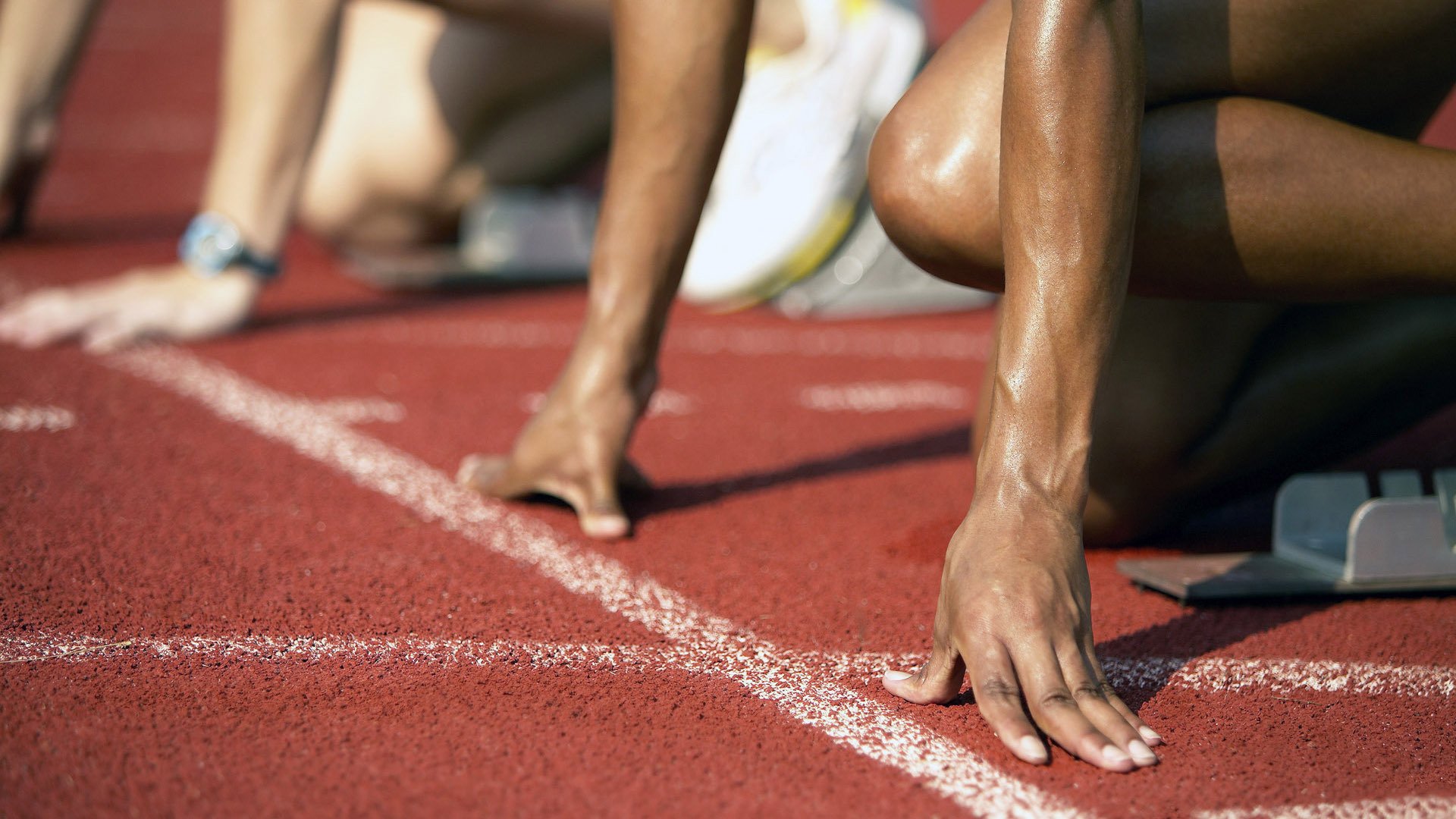 _全球联动：多国选手同时线上竞技，创新赛制_，全球邀请赛